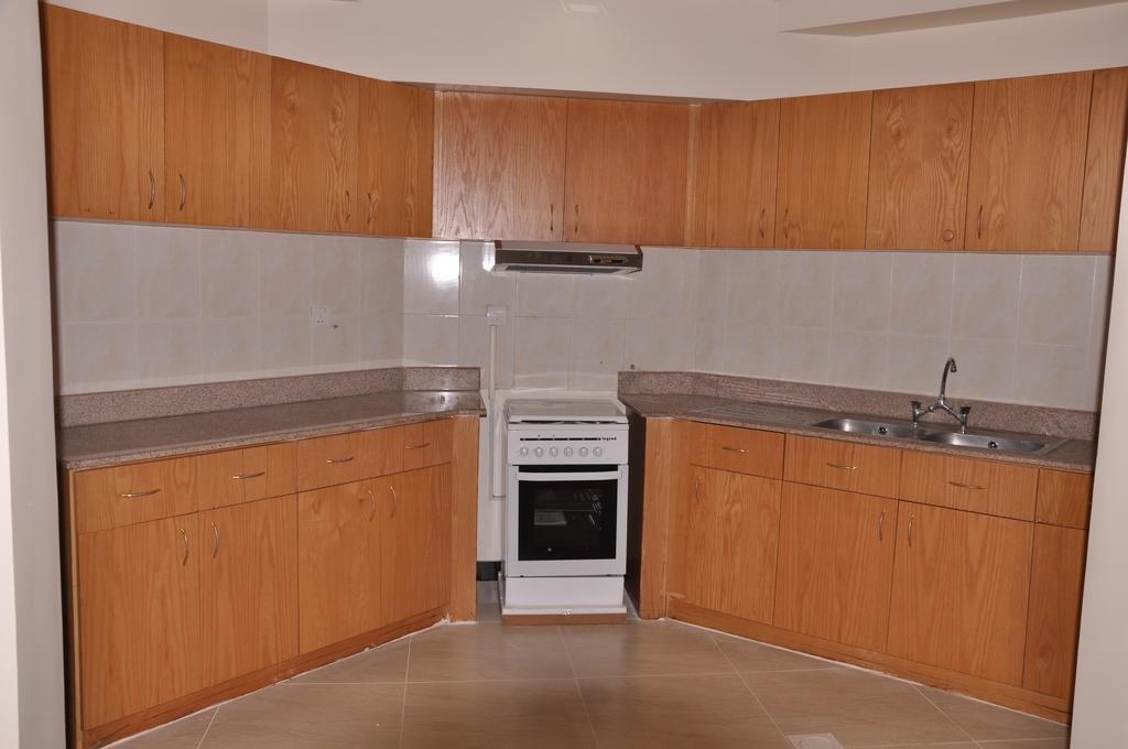 Al Hamra Plaza Apartment Манама Стая снимка