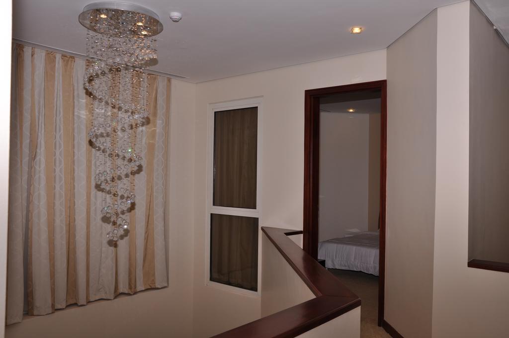 Al Hamra Plaza Apartment Манама Стая снимка