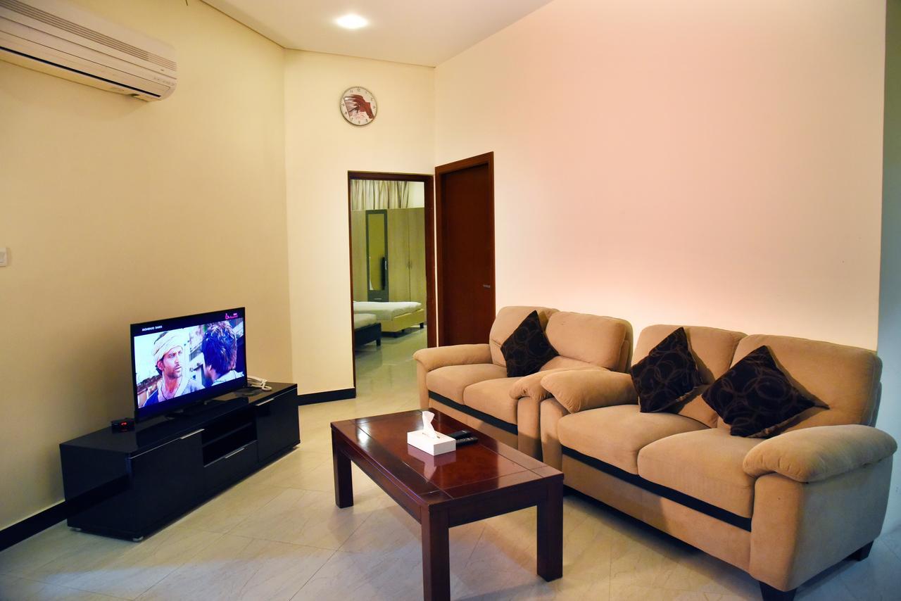 Al Hamra Plaza Apartment Манама Екстериор снимка